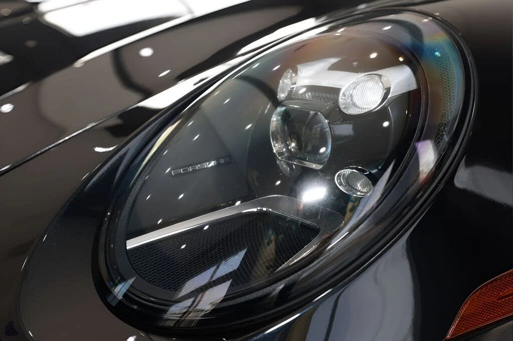 2021 Porsche 992 Targa 4 & 4S - Image 22 of 31