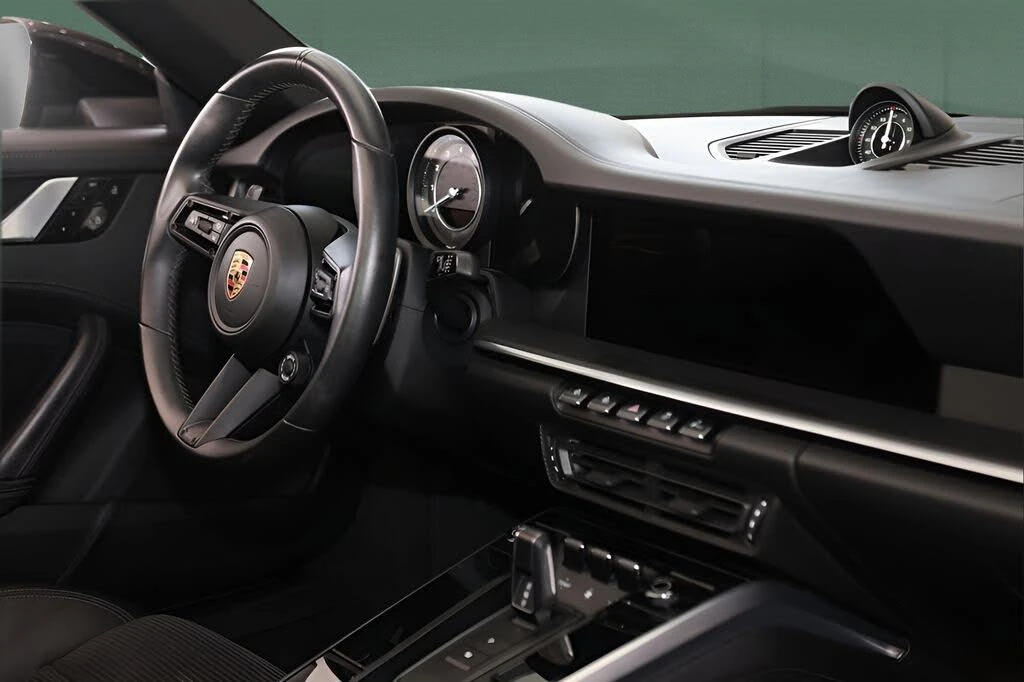 2021 Porsche 992 Targa 4 & 4S - Image 14 of 31