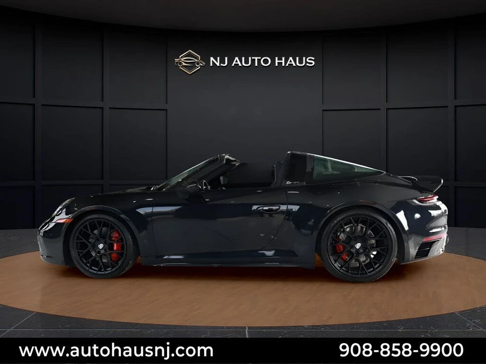 2021 Porsche 992 Targa 4 & 4S - Image 5 of 31