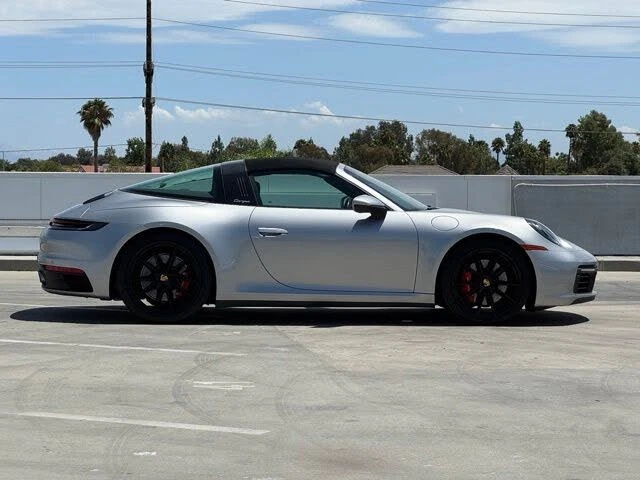 2021 Porsche 992 Targa 4 & 4S - Image 31 of 31