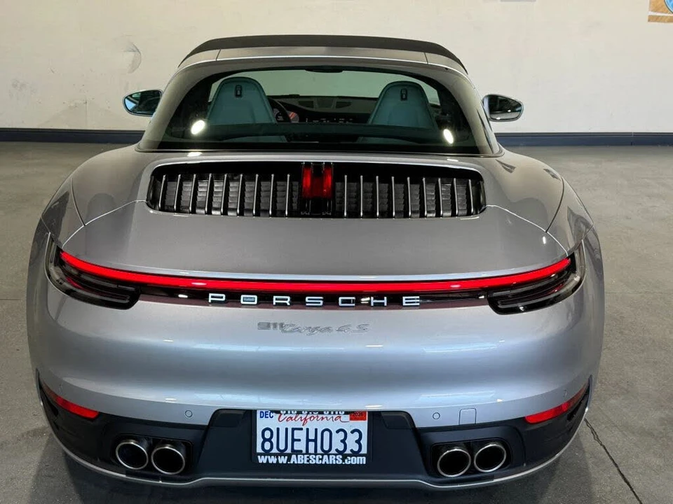 2021 Porsche 992 Targa 4 & 4S - Image 8 of 31
