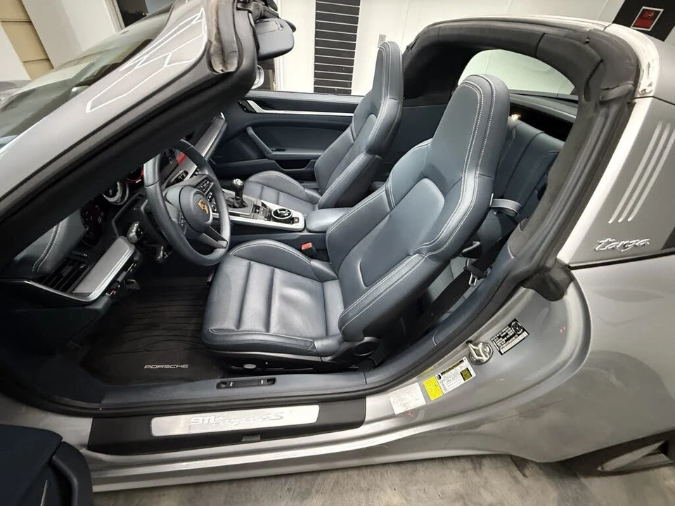 2021 Porsche 992 Targa 4 & 4S - Image 12 of 31