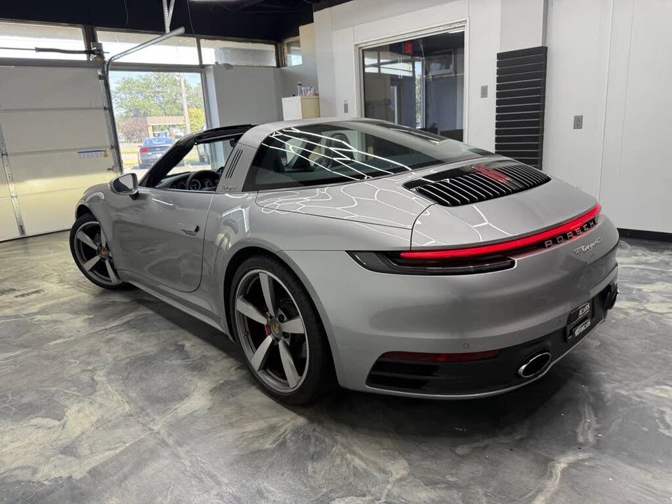 2021 Porsche 992 Targa 4 & 4S - Image 3 of 31