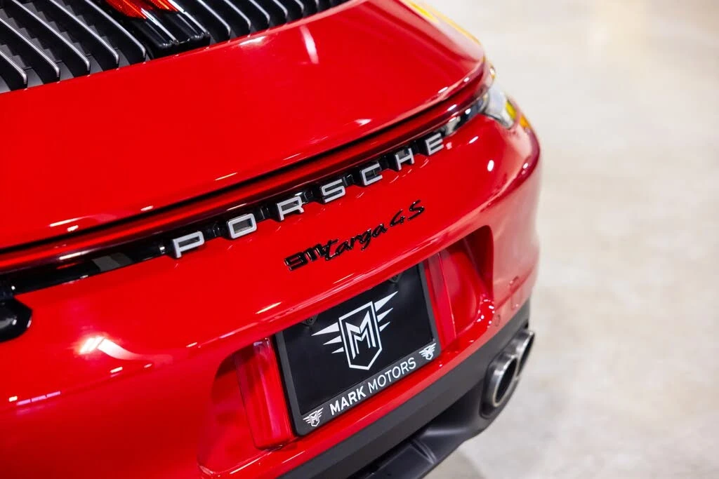 2021 Porsche 992 Targa 4 & 4S - Image 15 of 31