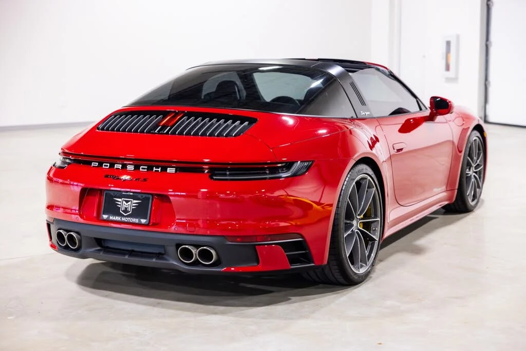 2021 Porsche 992 Targa 4 & 4S - Image 9 of 31