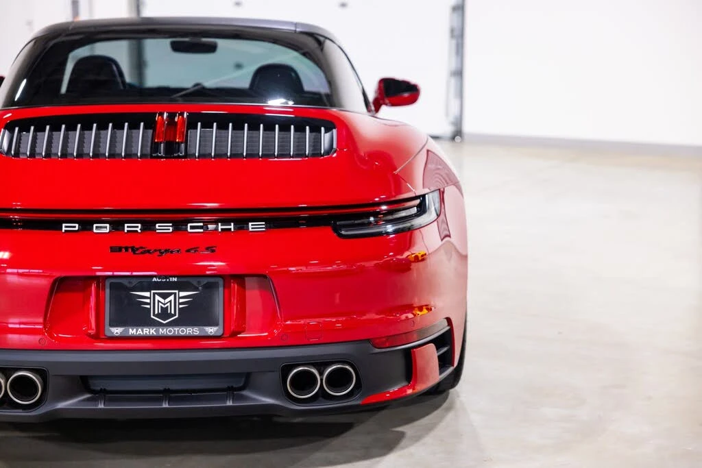 2021 Porsche 992 Targa 4 & 4S - Image 13 of 31