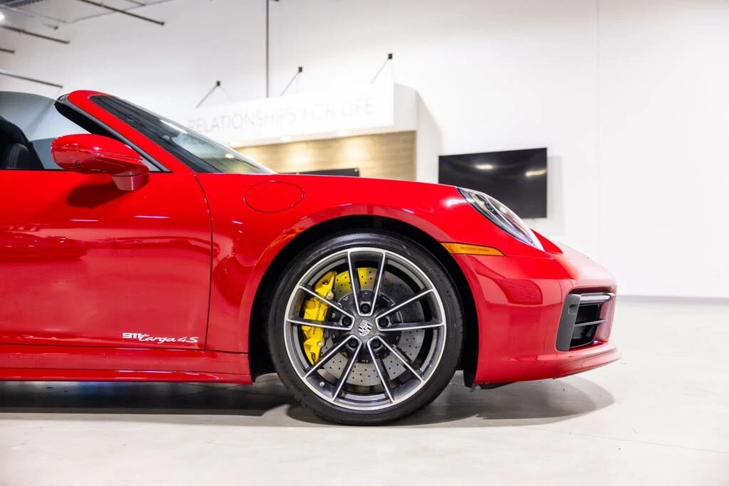 2021 Porsche 992 Targa 4 & 4S - Image 23 of 31