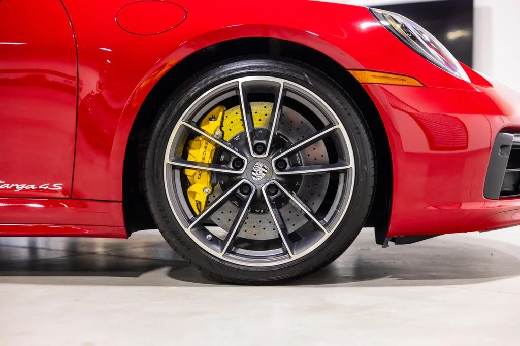 2021 Porsche 992 Targa 4 & 4S - Image 24 of 31