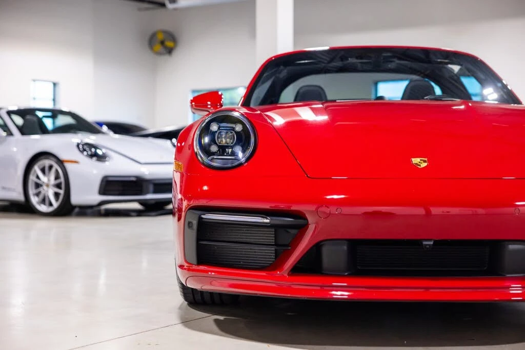 2021 Porsche 992 Targa 4 & 4S - Image 22 of 31