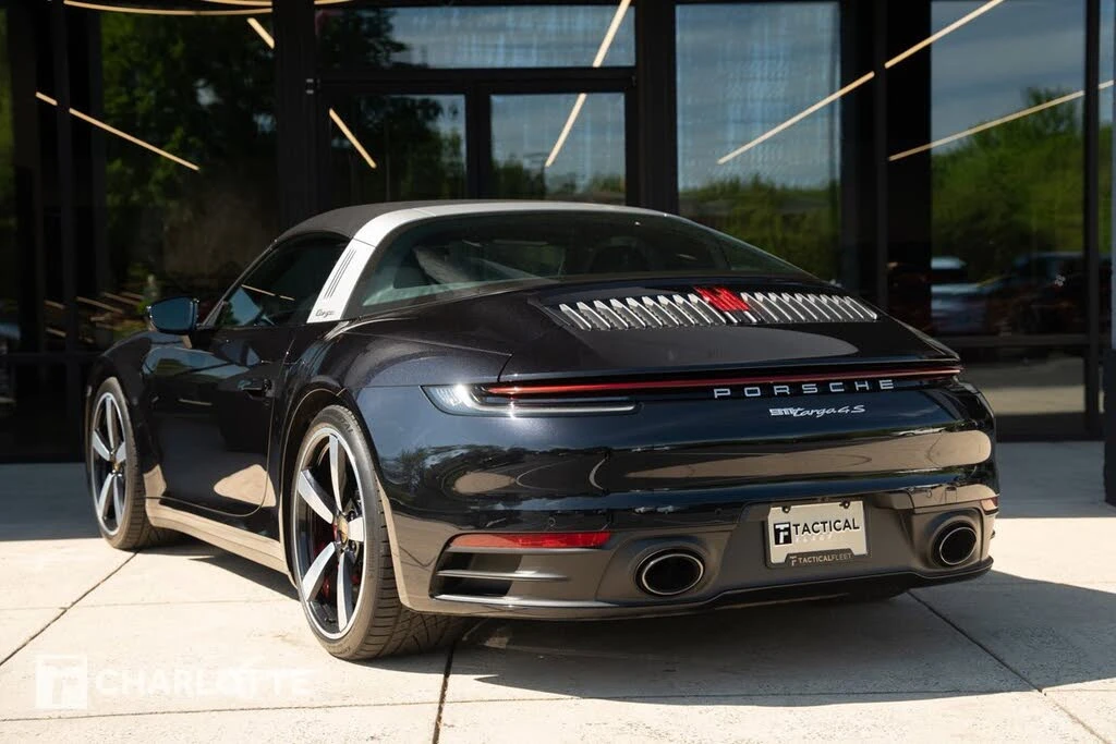 2021 Porsche 992 Targa 4 & 4S - Image 11 of 31
