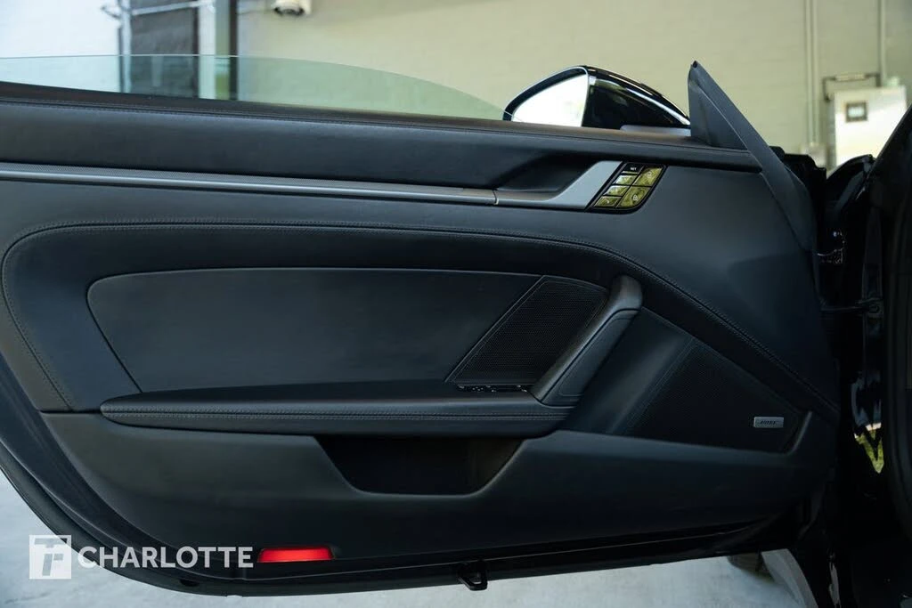 2021 Porsche 992 Targa 4 & 4S - Image 16 of 31