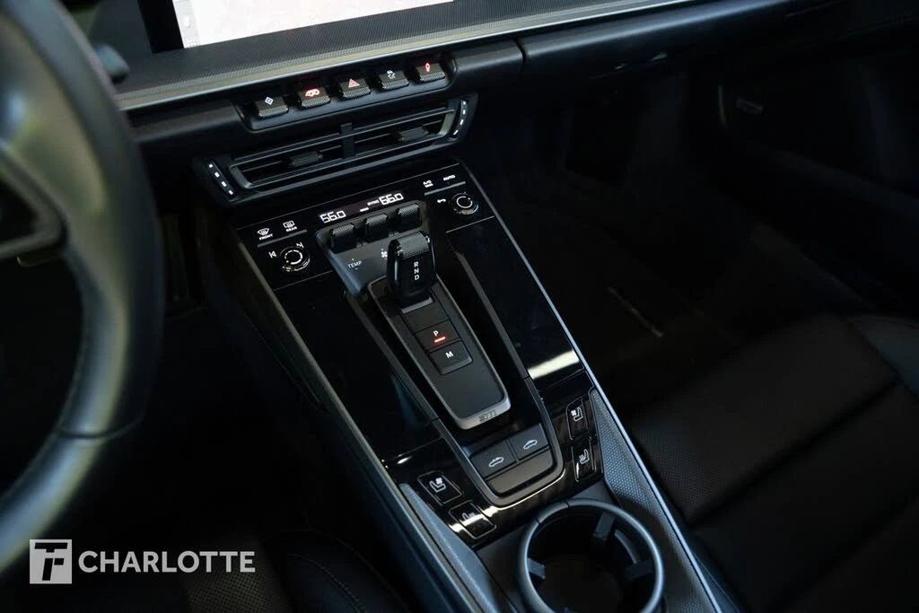2021 Porsche 992 Targa 4 & 4S - Image 26 of 31