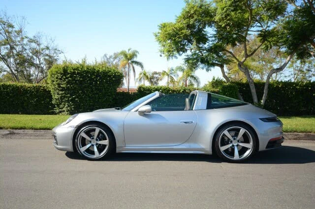 2021 Porsche 992 Targa 4 & 4S - Image 2 of 26