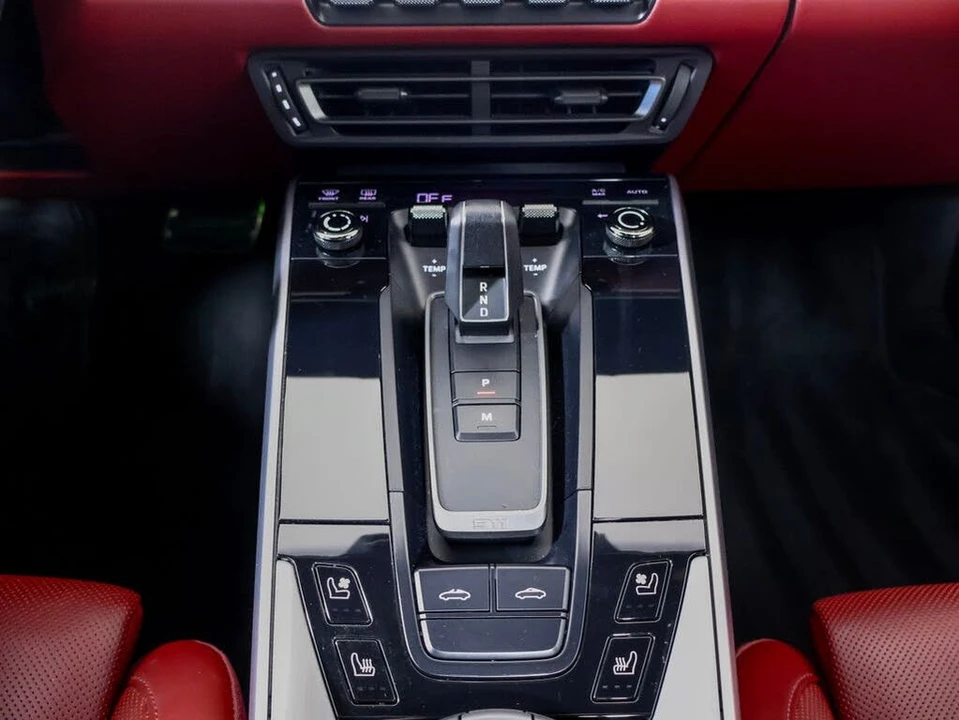 2021 Porsche 992 Targa 4 & 4S - Image 22 of 31