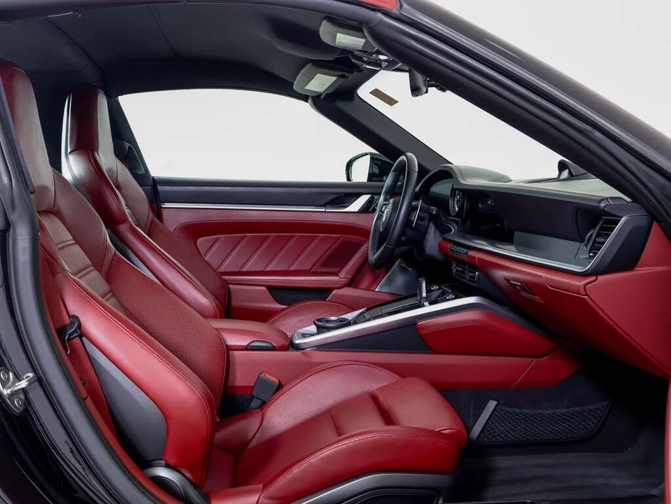 2021 Porsche 992 Targa 4 & 4S - Image 7 of 31