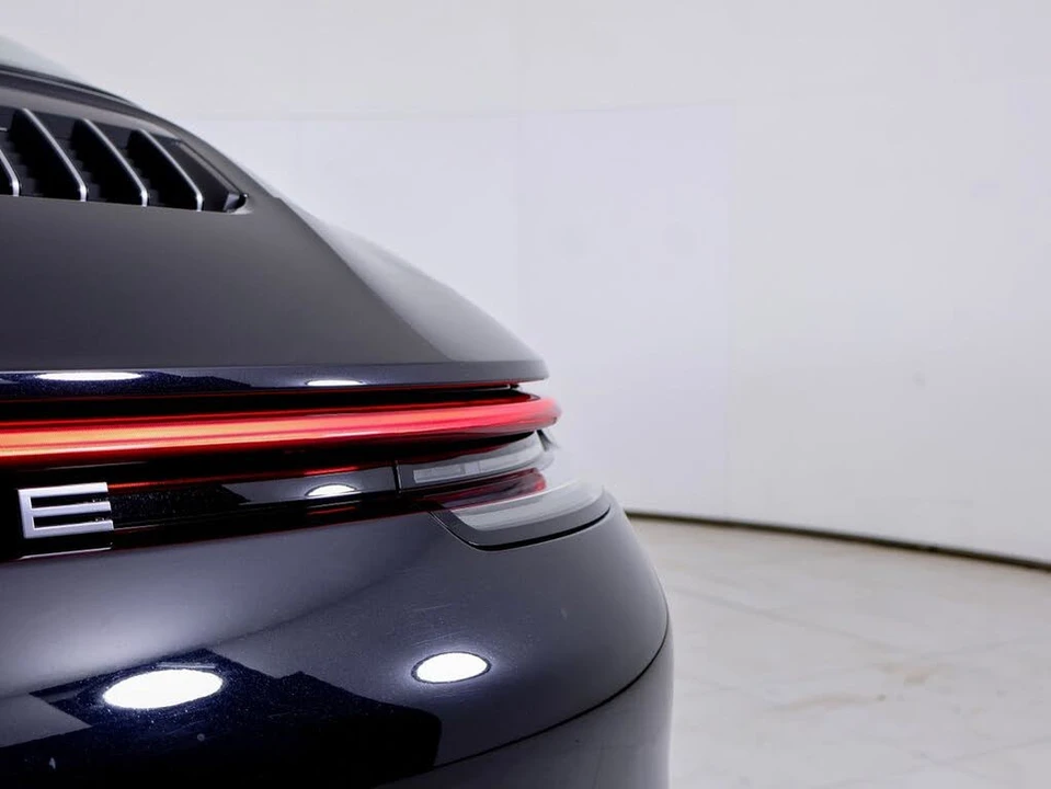 2021 Porsche 992 Targa 4 & 4S - Image 10 of 31