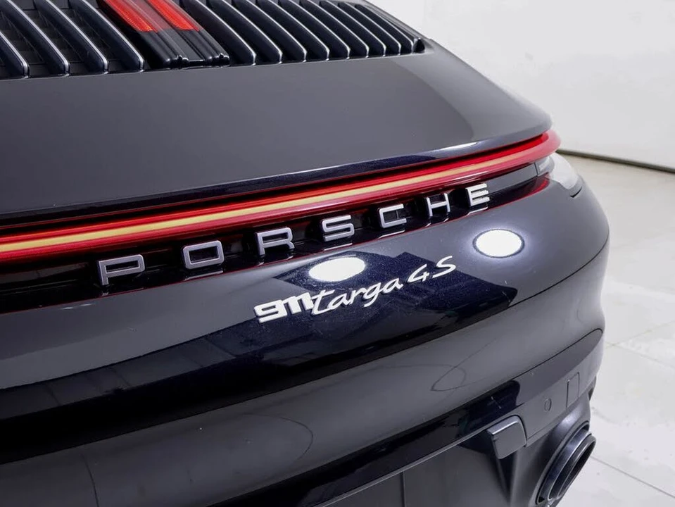 2021 Porsche 992 Targa 4 & 4S - Image 12 of 31