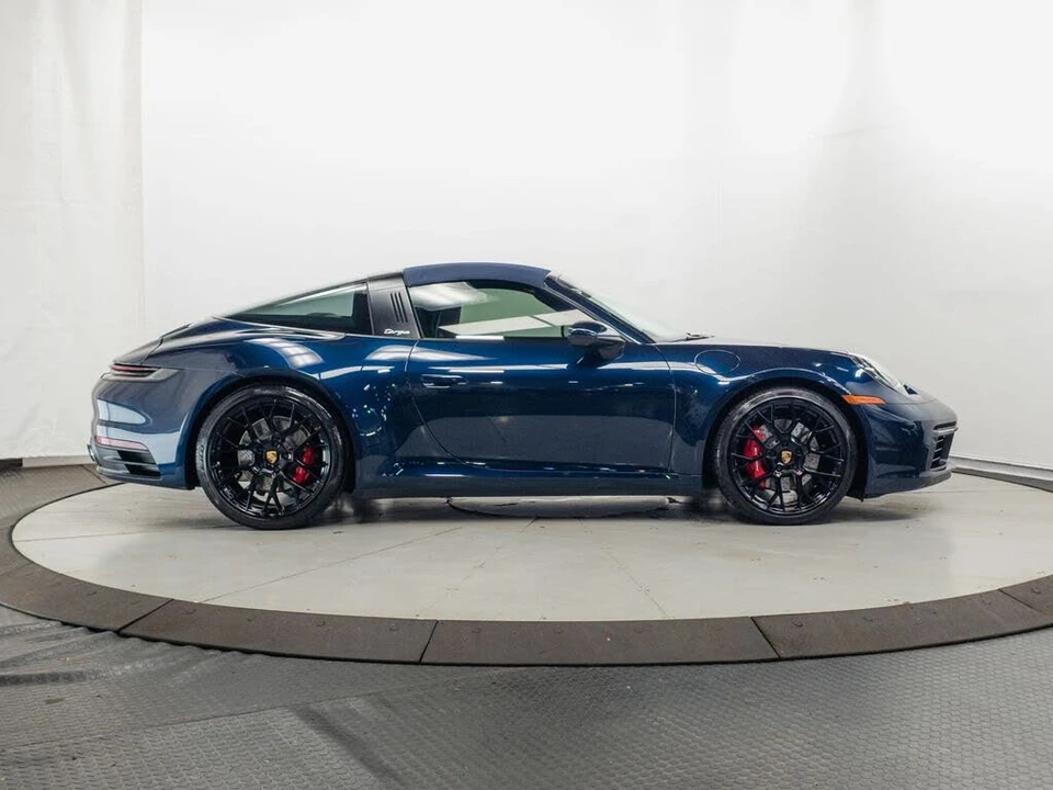 2021 Porsche 992 Targa 4 & 4S - Image 30 of 31