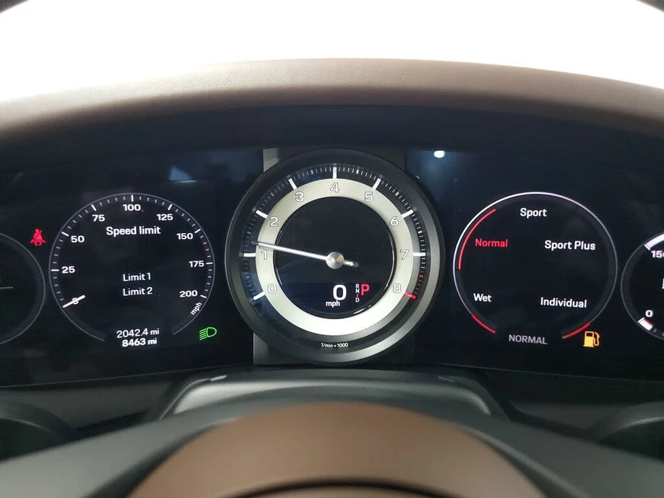 2021 Porsche 992 Targa 4 & 4S - Image 16 of 31