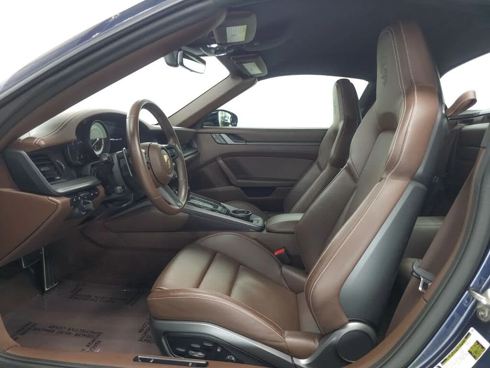 2021 Porsche 992 Targa 4 & 4S - Image 9 of 31