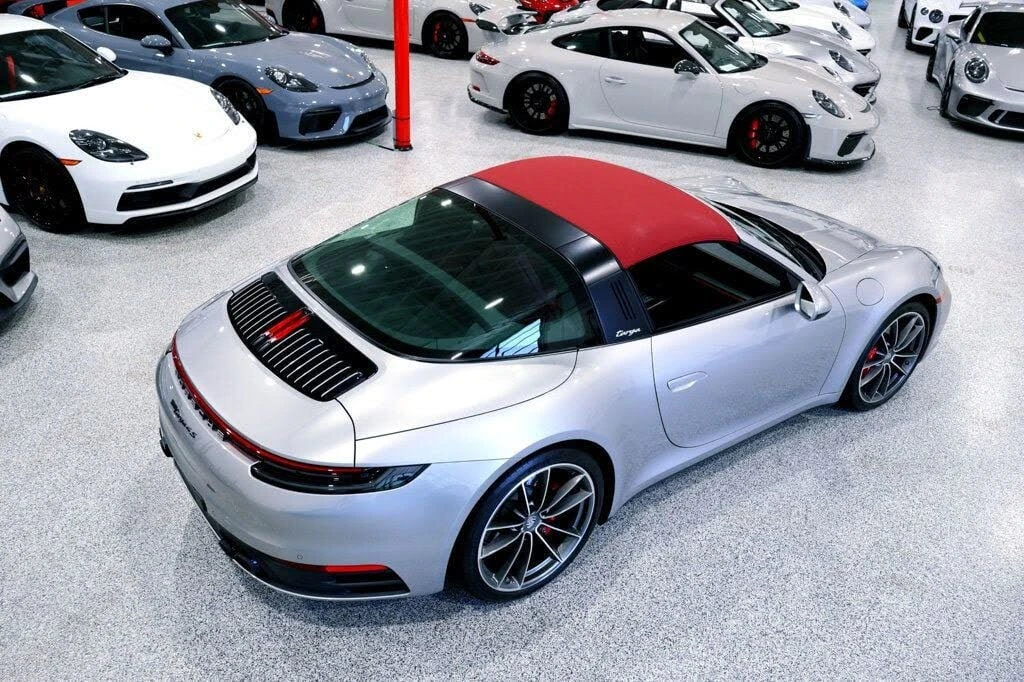 2021 Porsche 992 Targa 4 & 4S - Image 10 of 31