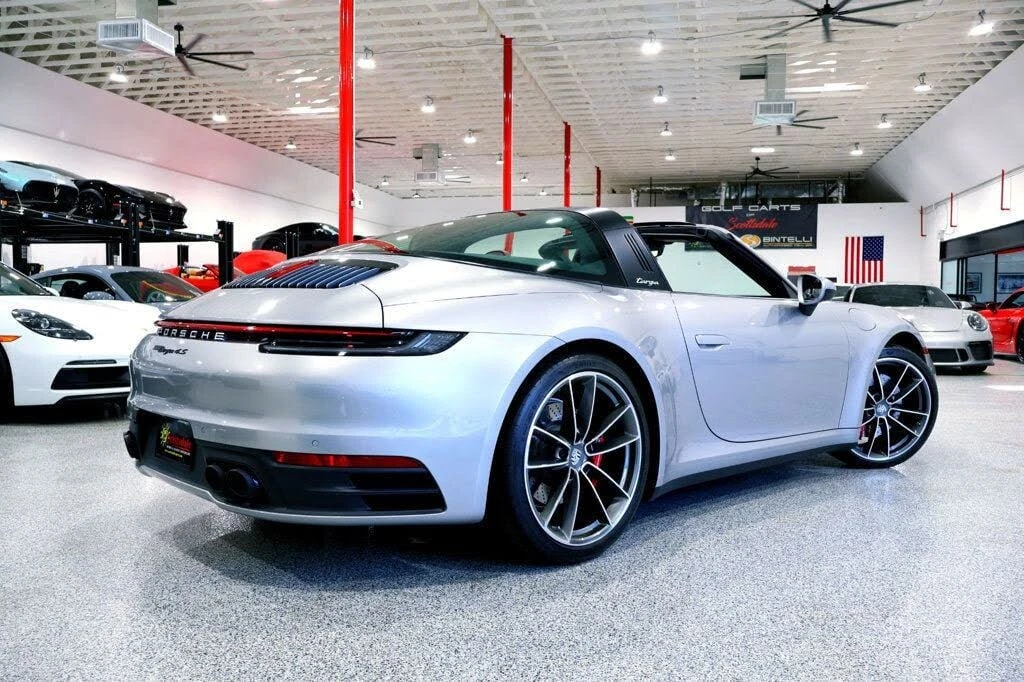 2021 Porsche 992 Targa 4 & 4S - Image 18 of 31