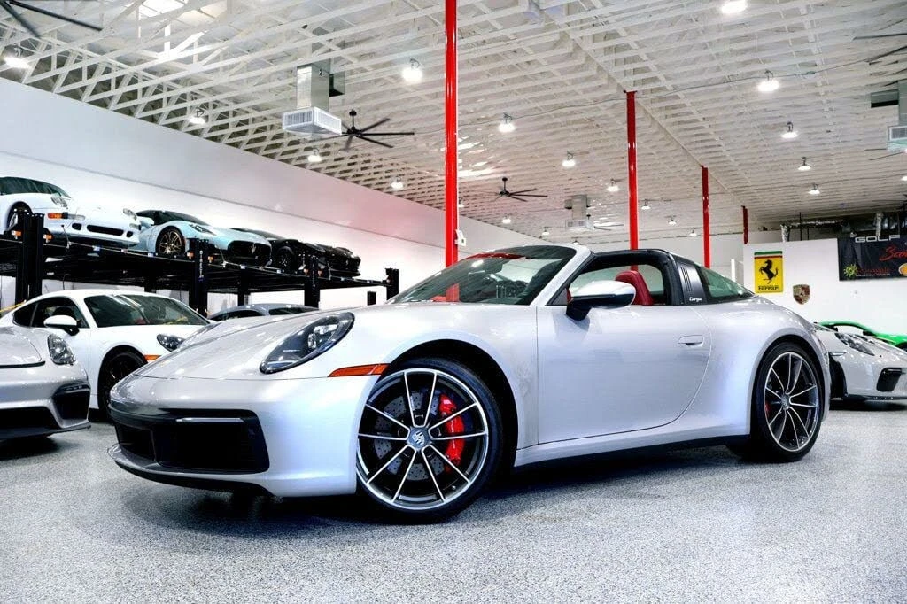 2021 Porsche 992 Targa 4 & 4S - Image 7 of 31