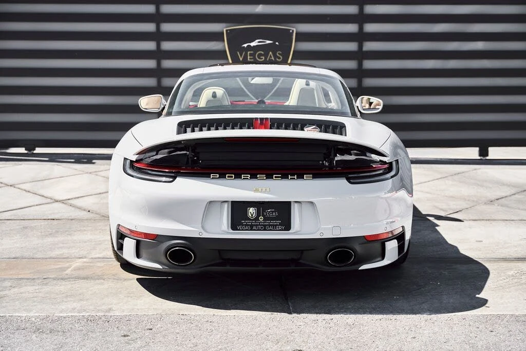2021 Porsche 992 Targa 4 & 4S - Image 22 of 31