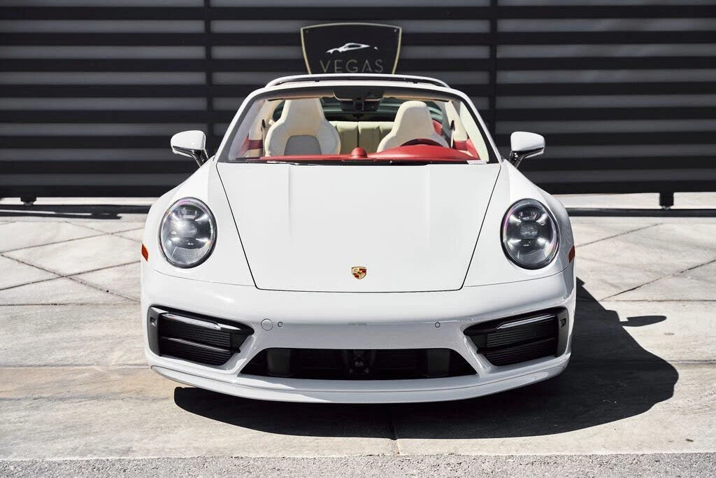2021 Porsche 992 Targa 4 & 4S - Image 18 of 31
