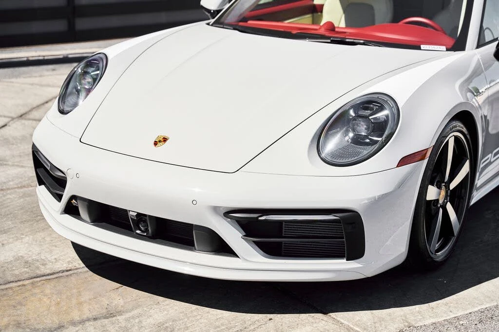 2021 Porsche 992 Targa 4 & 4S - Image 6 of 31