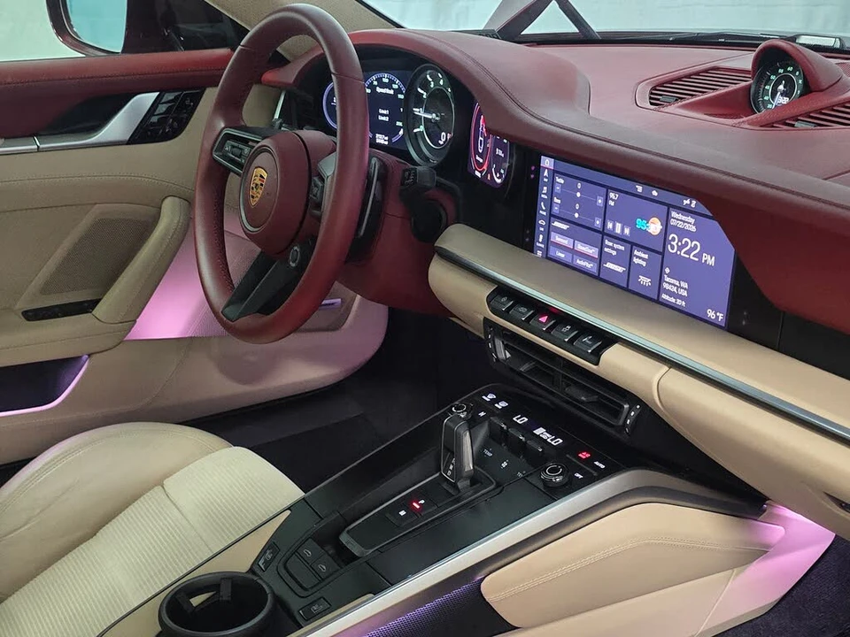 2021 Porsche 992 Targa 4 & 4S - Image 20 of 31