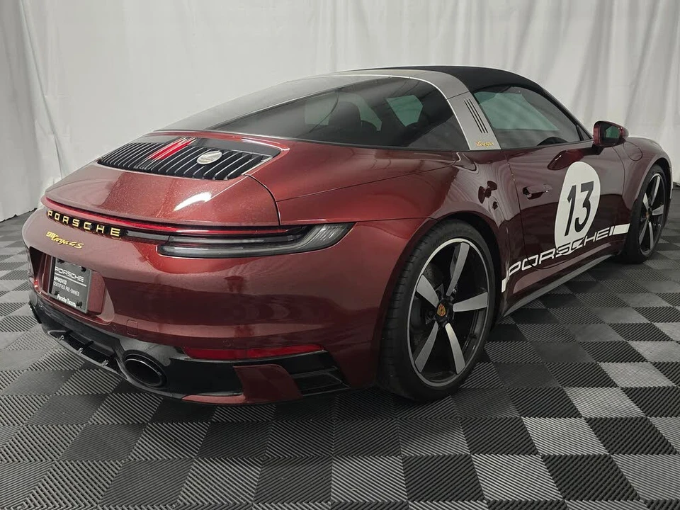 2021 Porsche 992 Targa 4 & 4S - Image 7 of 31