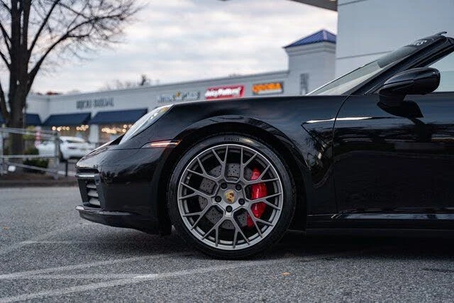2021 Porsche 992 Targa 4 & 4S - Image 14 of 31