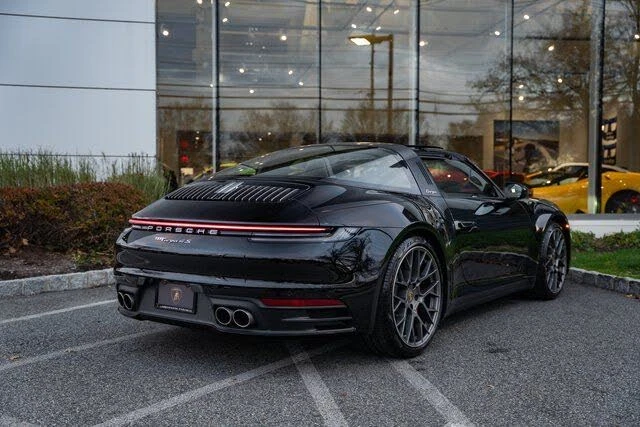 2021 Porsche 992 Targa 4 & 4S - Image 10 of 31