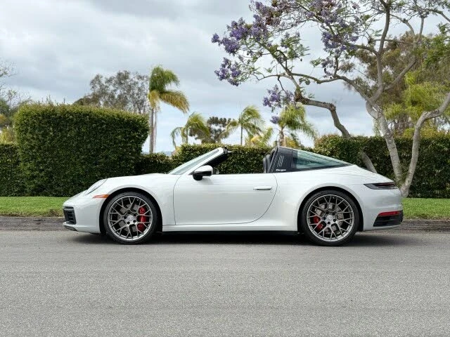 2021 Porsche 992 Targa 4 & 4S - Image 2 of 31