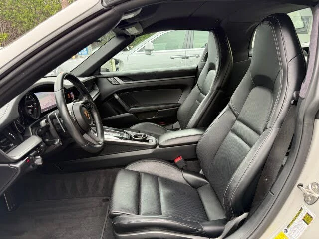 2021 Porsche 992 Targa 4 & 4S - Image 17 of 31