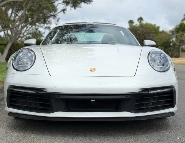 2021 Porsche 992 Targa 4 & 4S - Image 12 of 31