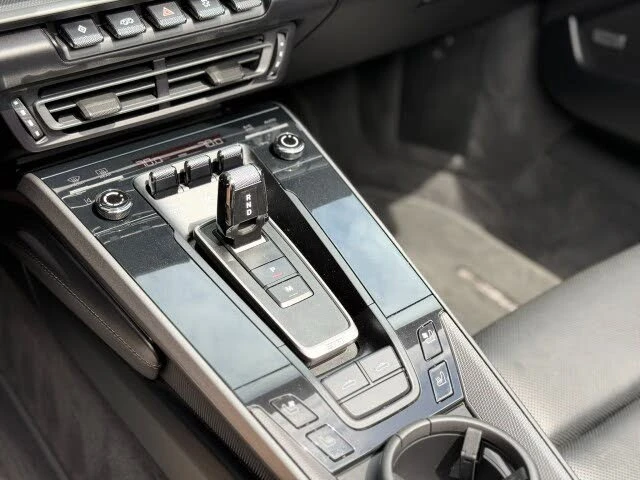 2021 Porsche 992 Targa 4 & 4S - Image 23 of 31