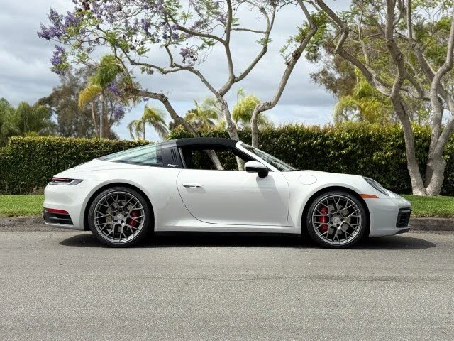 2021 Porsche 992 Targa 4 & 4S - Image 8 of 31