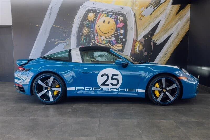 2021 Porsche 992 Targa 4 & 4S - Image 6 of 31