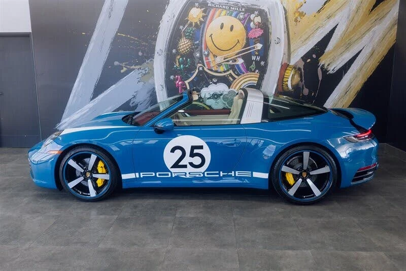 2021 Porsche 992 Targa 4 & 4S - Image 3 of 31
