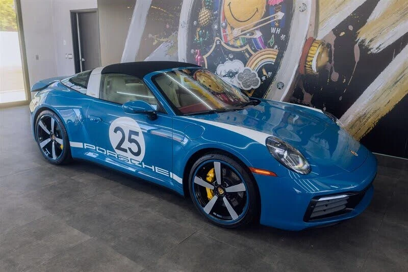 2021 Porsche 992 Targa 4 & 4S - Image 18 of 31