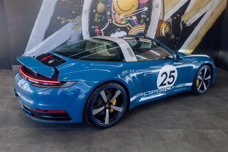 2021 Porsche 992 Targa 4 & 4S - Image 4 of 31