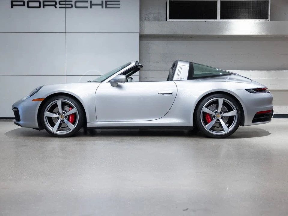 2021 Porsche 992 Targa 4 & 4S - Image 2 of 31