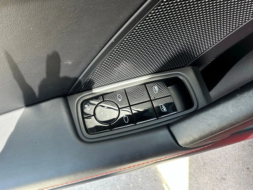 2021 Porsche 992 Targa 4 & 4S - Image 23 of 31