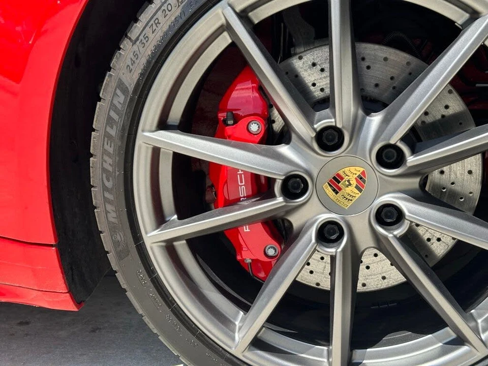 2021 Porsche 992 Targa 4 & 4S - Image 17 of 31