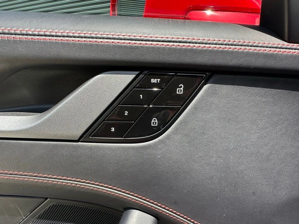 2021 Porsche 992 Targa 4 & 4S - Image 22 of 31