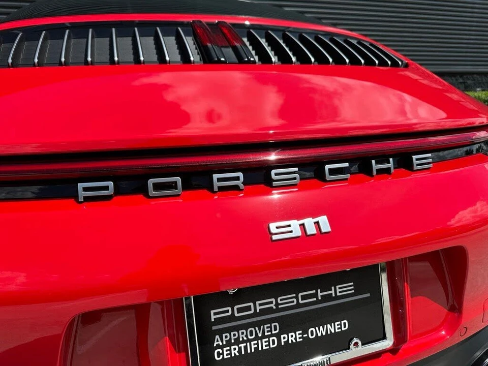 2021 Porsche 992 Targa 4 & 4S - Image 15 of 31
