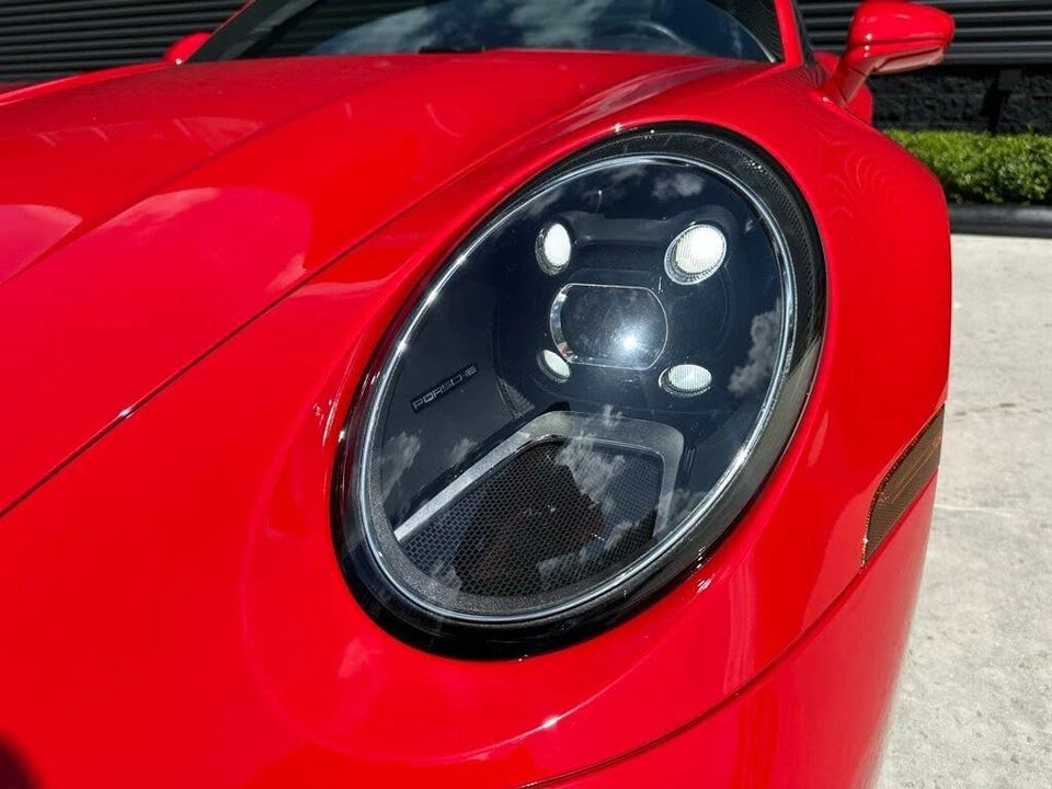 2021 Porsche 992 Targa 4 & 4S - Image 14 of 31