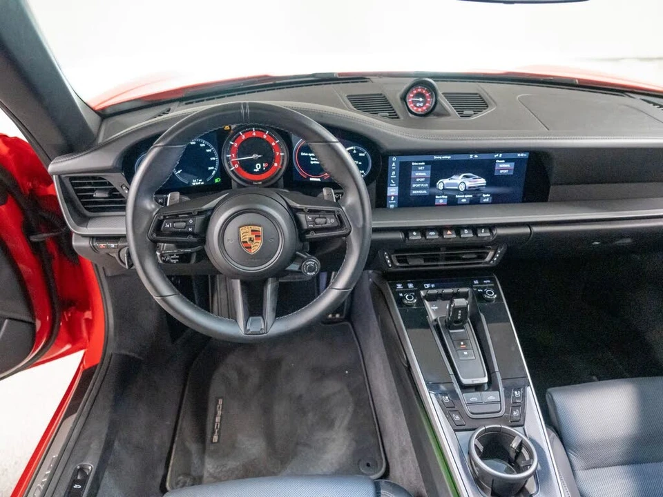 2021 Porsche 992 Targa 4 & 4S - Image 26 of 27